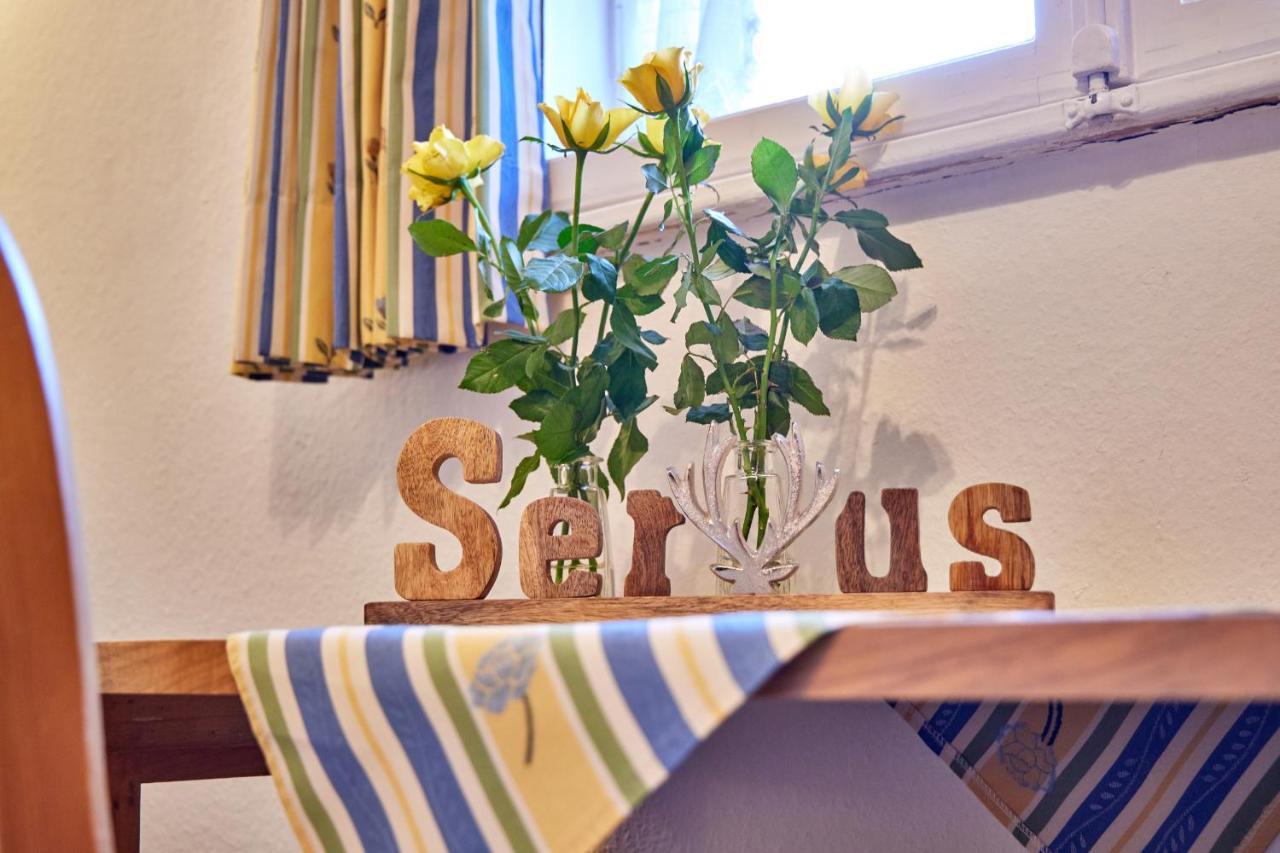 Gaestehaus Angela Garmisch-Partenkirchen Dış mekan fotoğraf