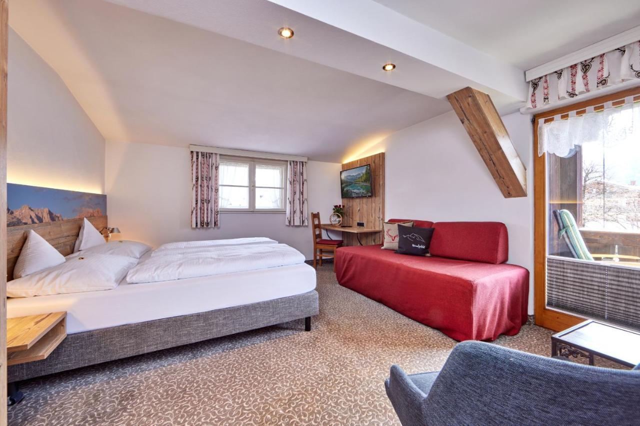 Gaestehaus Angela Garmisch-Partenkirchen Dış mekan fotoğraf