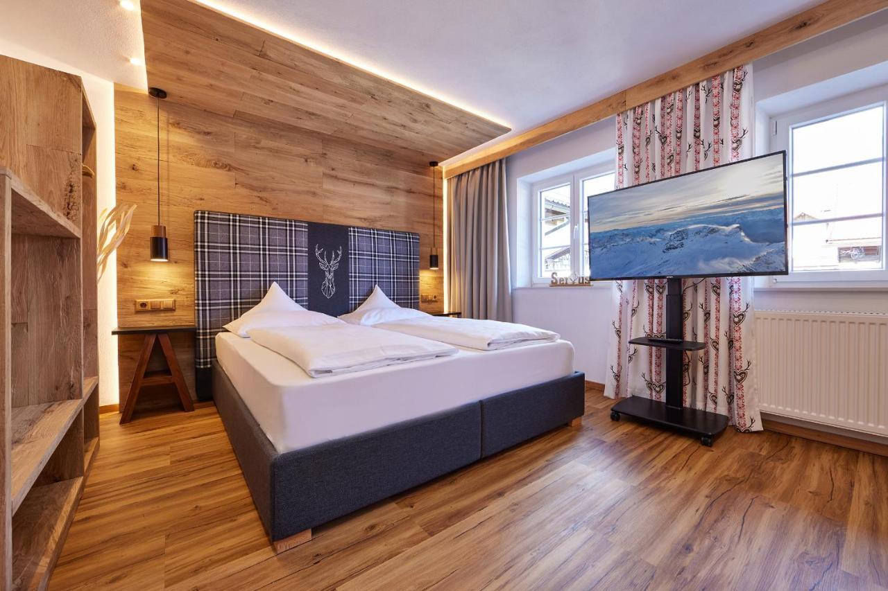 Gaestehaus Angela Garmisch-Partenkirchen Dış mekan fotoğraf
