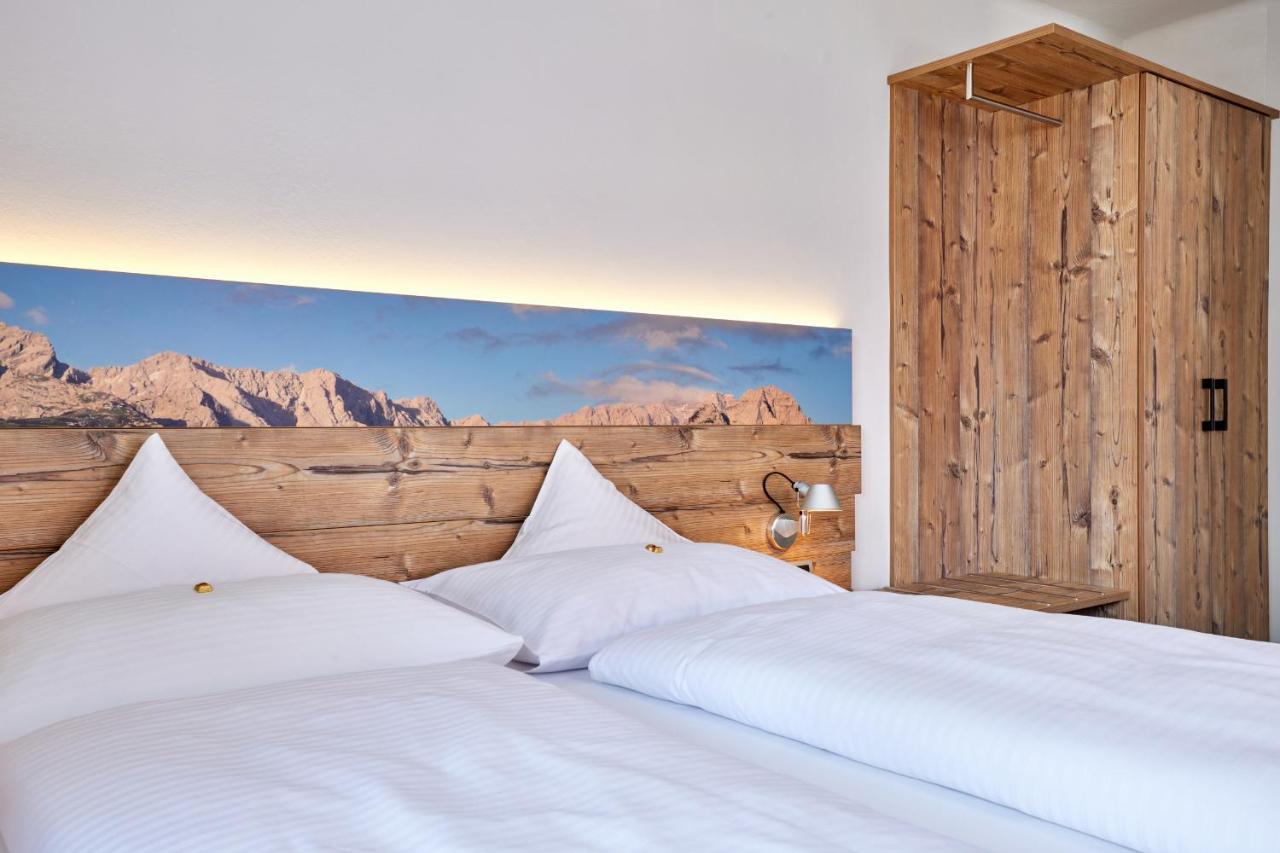Gaestehaus Angela Garmisch-Partenkirchen Dış mekan fotoğraf